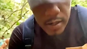 O novinho aceitou dar para 3 machos hardly any parque da cidade.