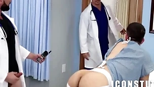 Doctor decides to treat actual asshole than deal with fake ones