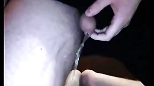 Quick night outside leg piss