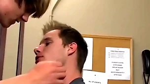 Jock trainer tyler andrews anal fucks student elijah white