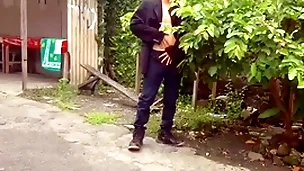 [hansel thio channel] public nude - i strip for practice casting adult magazine buckshot shoot job at downtown garden part 1