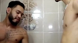 Brotheragem com meu melhor buddy associate with