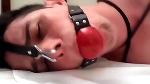 Thomas in bondage